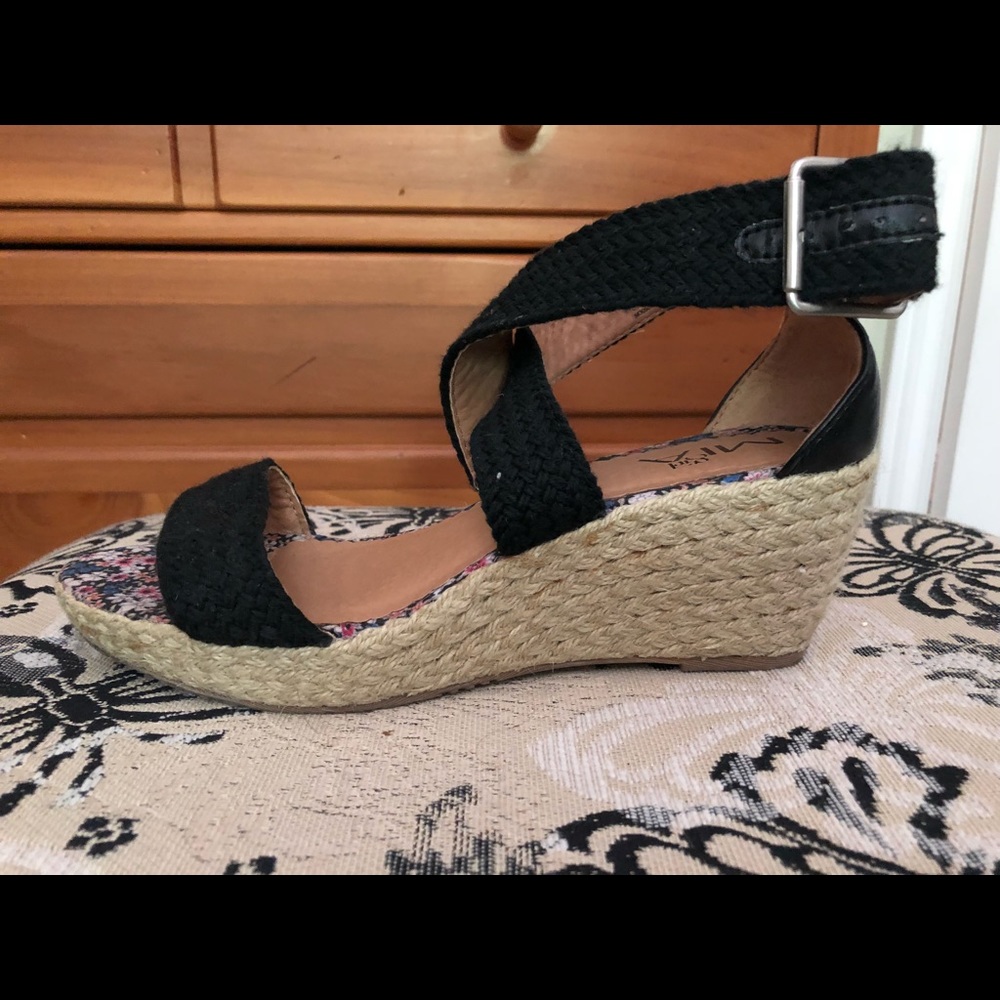 Mia Black Wedges (6)